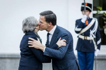 Brexit Theresa May tente d'arracher des concessions des Européens.jpg Brexit Theresa May tente d'arracher des concessions des Européens.jpg