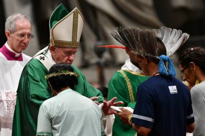 le pape dénonce des intérêts destructeurs.jpg le pape dénonce des intérêts destructeurs.jpg