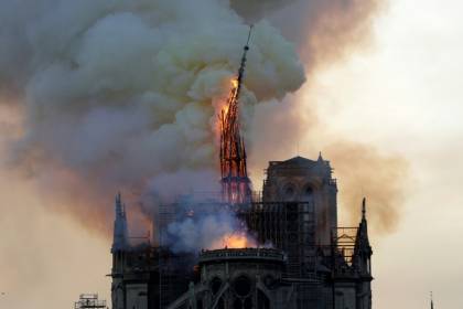 une nuit pour sauver Notre-Dame.jpg une nuit pour sauver Notre-Dame.jpg