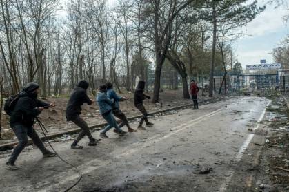 Erdogan réclame un soutien européen en Syrie, l'UE dénonce son chantage aux migrants.jpg Erdogan réclame un soutien européen en Syrie, l'UE dénonce son chantage aux migrants.jpg