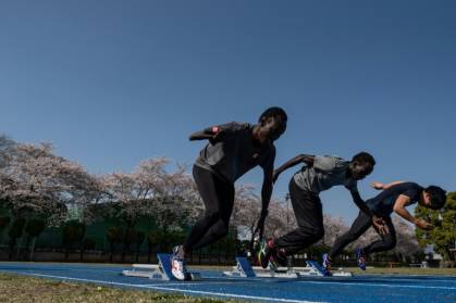 Coincés au Japon, des athlètes sud-soudanais prennent la vie du bon côté.jpg Coincés au Japon, des athlètes sud-soudanais prennent la vie du bon côté.jpg