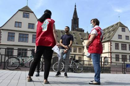 A Strasbourg, des équipages de prévention Covid pour inciter au port du masque.jpg A Strasbourg, des équipages de prévention Covid pour inciter au port du masque.jpg