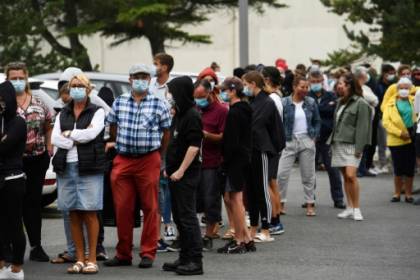 sur la presqu'île bretonne de Quiberon, vacances sous restrictions et surveillance sanitaire.jpg sur la presqu'île bretonne de Quiberon, vacances sous restrictions et surveillance sanitaire.jpg