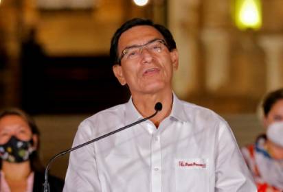 Vizcarra destitué par le Parlement à la seconde tentative.jpg Vizcarra destitué par le Parlement à la seconde tentative.jpg