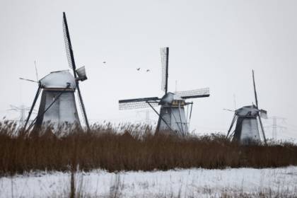 Les Pays-Bas frappés par leur première tempête de neige en 10 ans, l'Europe grelotte.jpg Les Pays-Bas frappés par leur première tempête de neige en 10 ans, l'Europe grelotte.jpg