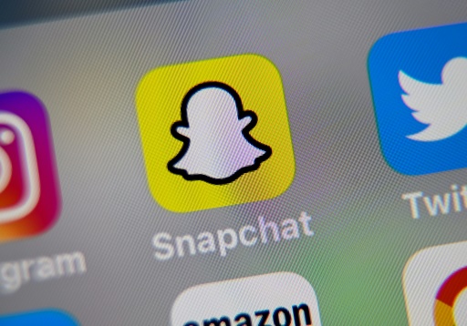Sur Snapchat, le trafic de pass sanitaires à plusieurs centaines d'euros fleurit