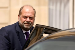 Soupçons de conflits d'intérêts: Dupond-Moretti attendu par les juges