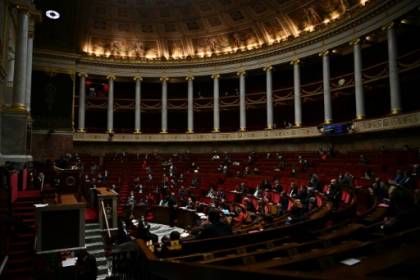coup d'envoi mardi de deux semaines de débats au Sénat.jpg coup d'envoi mardi de deux semaines de débats au Sénat.jpg