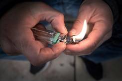 un grand débat national sur la consommation de drogue.jpg un grand débat national sur la consommation de drogue.jpg