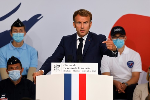 Sécurité : Macron détaille les réformes et esquisse son programme