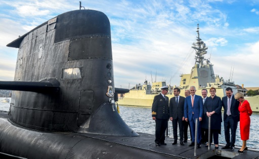 Sous-marins : Boris Johnson cajole Paris, prochain échange Biden-Macron