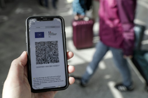 Pass sanitaire : le Sénat veut imposer une "clause de revoyure"