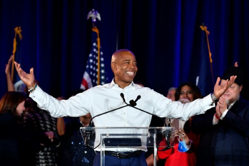 L'Afro-Américain Eric Adams, ex-policier, remporte la mairie de New York
