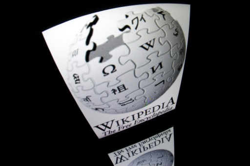 Les "guerriers" de Wikipédia à l'assaut des infox, du sexisme et des Nazis
