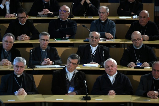 Pédocriminalité : les évêques s'engagent à indemniser les victimes