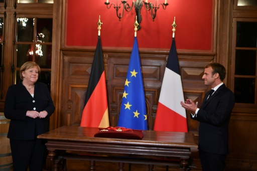 Merkel fait des adieux émus à la France après 16 ans au pouvoir