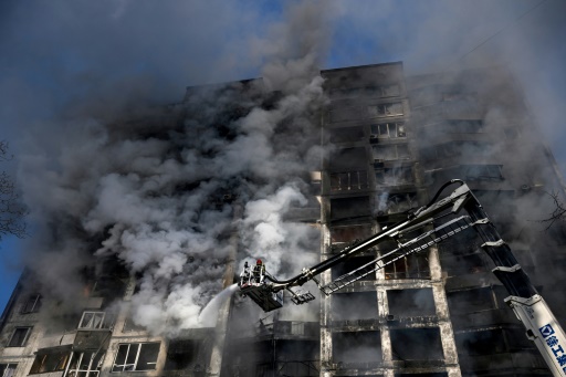 Ukraine : Washington augmente son aide, reprise des pourparlers entre Kiev et Moscou