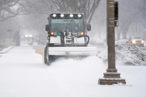 Une tempête hivernale "majeure" frappe l'est des Etats-Unis