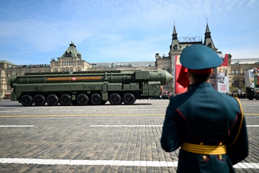 Démonstration de force à Moscou pour le 9 mai, 60 civils tués dans une frappe selon Kiev