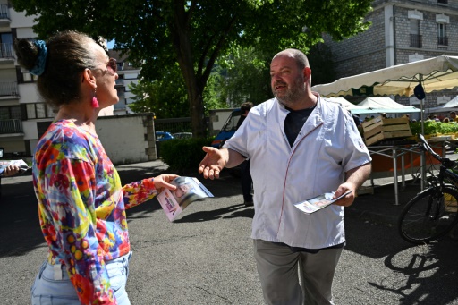Du fournil au marché dominical, le "boulanger humaniste" de Besançon entre en campagne