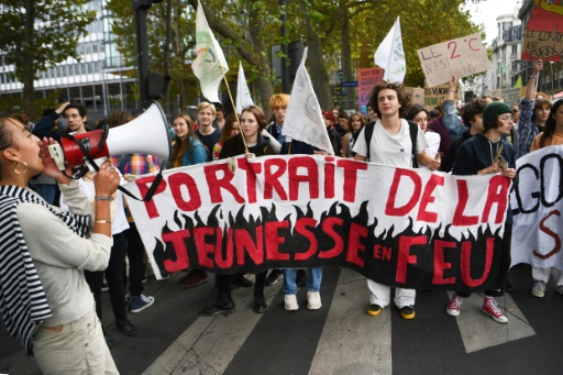 Climat : des ONG du monde entier menacent de traîner leurs gouvernements en justice