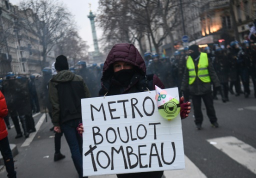 Retraites : les syndicats espèrent frapper encore plus fort