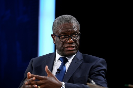 Denis Mukwege, l'"homme qui répare les femmes" et critique le pouvoir