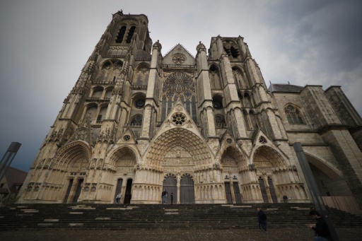 Le "petit poucet" Bourges nommé capitale européenne de la culture 2028