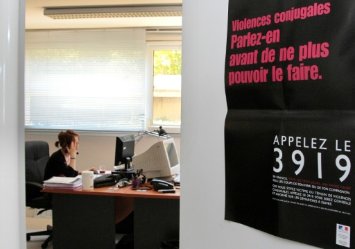 Violences conjugales : 244.000 victimes en 2022, en hausse de 15% sur un an