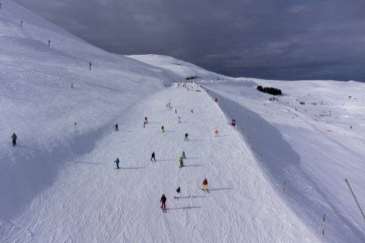 Face à la ruée vers les sommets, l'Alpe d'Huez se demande quand dire "stop"