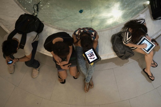 Depuis 2016, les écrans grignotent le temps de lecture des jeunes