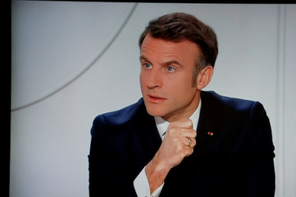 macron il faut être.jpg