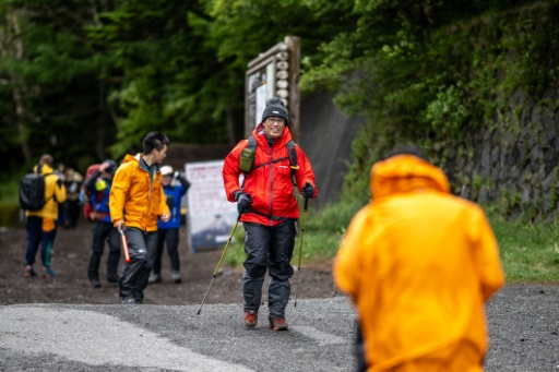 Au pied du mont Fuji, les randonneurs plutôt favorables au paiement d'un droit d'accès