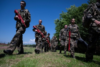 De Belfort au défilé du 14 juillet, l'armée teste une nouvelle méthode de recrutement.jpg