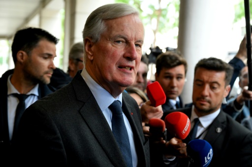 Barnier se rend sur les terres savoyardes pour y retrouver sa famille politique