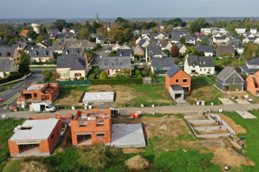 Grand rêve des Français, la maison individuelle au pied du mur