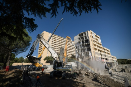 Travaux herculéens à Nîmes dans l'un des quartiers les plus pauvres de France.jpg