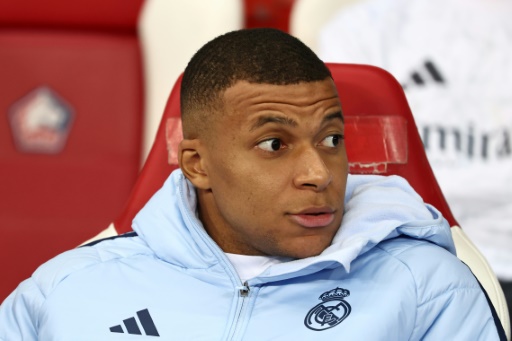 Litige Mbappé/PSG : la LFP examine l'appel du club mardi