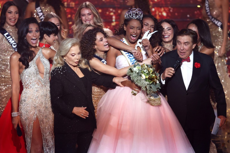 Angélique Angarni-Filopon, première Miss France de l'histoire trentenaire