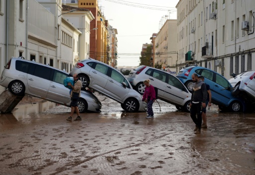 Espagne : au moins 95 morts et de nombreux disparus dans des inondations "dantesques"