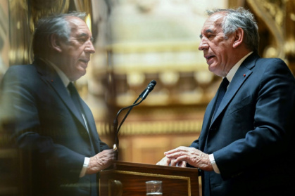 Le Premier ministre François Bayrou s'exprime devant les députés à l'Assemblée nationale à Paris, le 15 janvier 2025