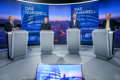 Olaf Scholz, Robert Habeck, Friedrich Merz et Alice Weidel participent à un débat télévisé, le 16 février 2025 à Berlin