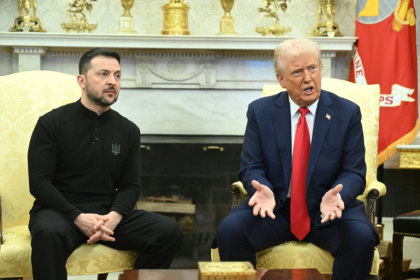 Le président ukrainien Volodymyr Zelensky et son homologue américain Donald Trump à la Maison Blanche, le 28 février 2025 Le président ukrainien Volodymyr Zelensky et son homologue américain Donald Trump à la Maison Blanche, le 28 février 2025