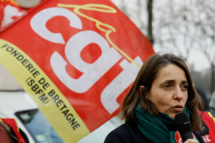 La secrétaire générale de la CGT Sophie Binet participe à une manifestation le 4 février 2025 à Paris - Xavier GALIANA (AFP) La secrétaire générale de la CGT Sophie Binet participe à une manifestation le 4 février 2025 à Paris - Xavier GALIANA (AFP)