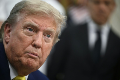 Le président américain Donald Trump s'adresse à la presse dans le bureau ovale de la Maison Blanche, à Washington, le 18 juin 2025 - Brendan SMIALOWSKI (AFP) Le président américain Donald Trump s'adresse à la presse dans le bureau ovale de la Maison Blanche, à Washington, le 18 juin 2025 - Brendan SMIALOWSKI (AFP)