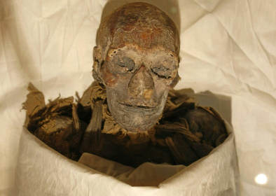 Les restes momifiés de la reine Hatchepsout, célèbre femme pharaon de l'Égypte ancienne, au musée du Caire en 2007 - CRIS BOURONCLE (AFP) Les restes momifiés de la reine Hatchepsout, célèbre femme pharaon de l'Égypte ancienne, au musée du Caire en 2007 - CRIS BOURONCLE (AFP)