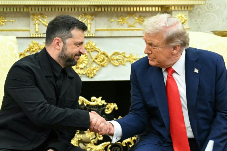 Ukraine : Trump prêt à un soutien aérien mais pas de troupes au sol