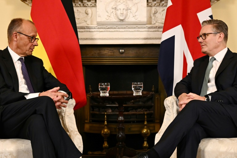 Migration: Londres et Berlin s'accordent pour sévir contre les passeurs