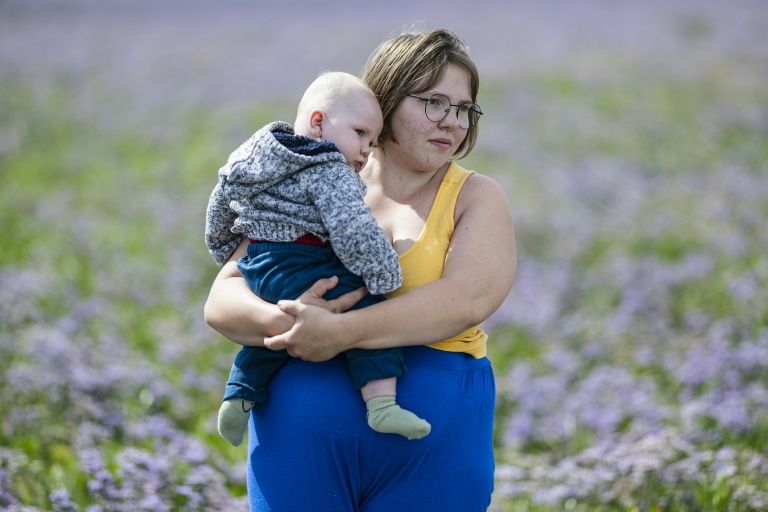 Dans le Pas-de-Calais, un accompagnement des mères adolescentes Dans le Pas-de-Calais, un accompagnement des mères adolescentes