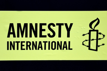 Amnesty International accuse les autorités françaises de mener une "stratégie délibérée" de répression à l'encontre des défenseurs de l'environnement - STEPHANE DE SAKUTIN (AFP) Amnesty International accuse les autorités françaises de mener une "stratégie délibérée" de répression à l'encontre des défenseurs de l'environnement - STEPHANE DE SAKUTIN (AFP)